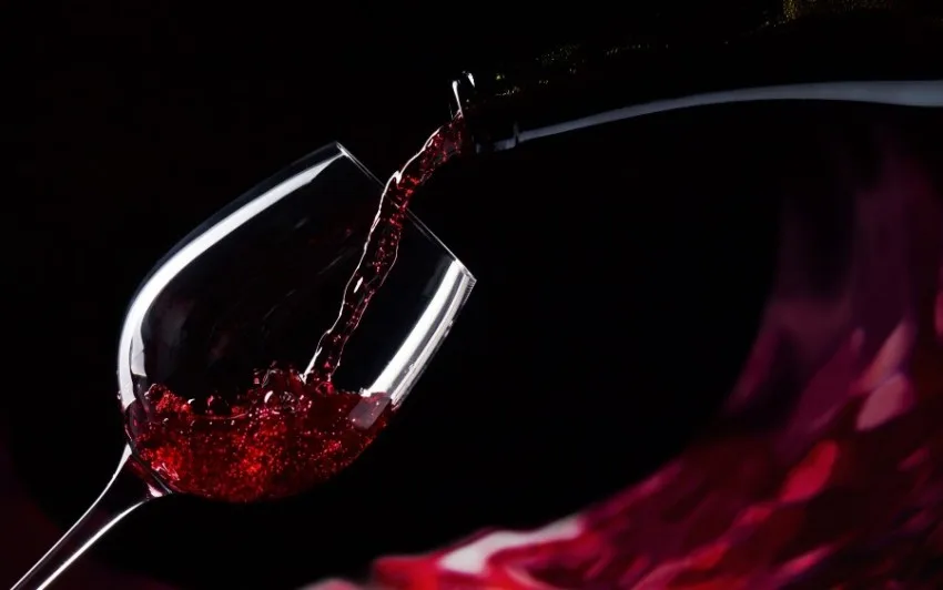 З якими стравами поєднується ігристе вино брют