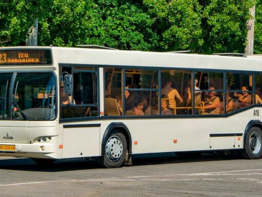 Один з автобусiв у Кропивницькому курсуватиме частiше