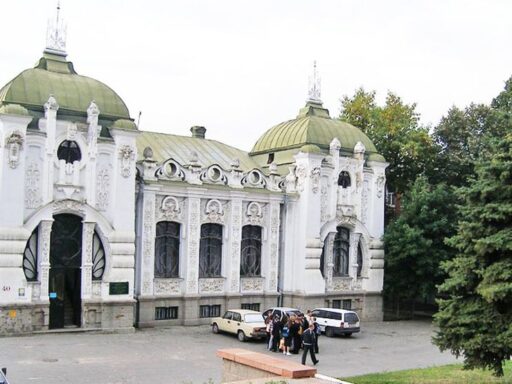 Кіровоградський обласний краєзнавчий музей 