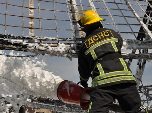 Лабцентр і ДСНС прозвітували про наслідки пожежі на “Хімрезерві”