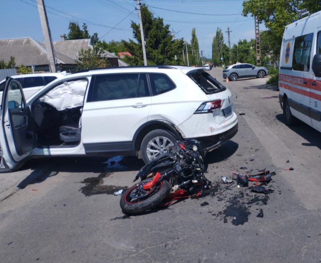 На Кіровоградщині внаслідок ДТП загинув 20 річний мотоцикліст