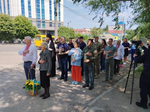 Пам’ять жертв полiтичних репресiй вшанували у Кропивницькому (ФОТО)