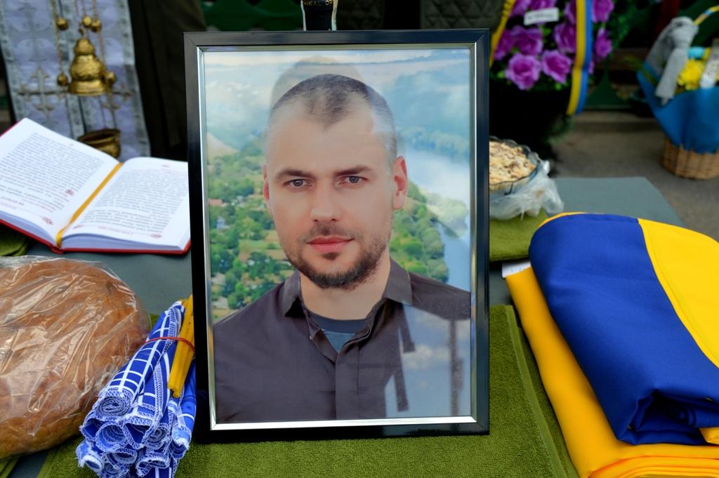 Загинули на Донеччині: у Кропивницькому попрощалися з двома захисниками (ФОТО)